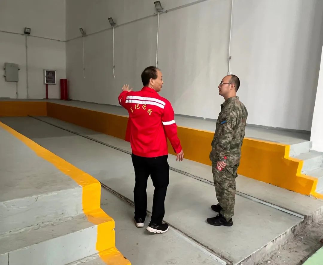 猇亭區人民武裝部監察組一行到華興檢測進行安全檢查督導(圖2) 圖片