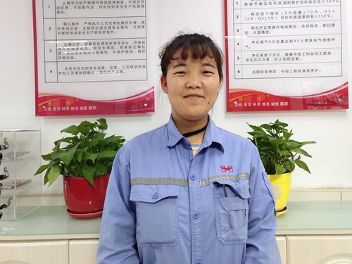 內蒙宜化王果:青春是用來奮斗的(圖1) 內蒙宜化王果:青春是用來奮斗的(圖1)