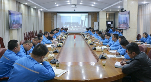 宜化集團(tuán)傳達(dá)學(xué)習(xí)全國(guó)、湖北省和宜昌市安全生產(chǎn)電視電話會(huì)議精神(圖1) 宜化集團(tuán)傳達(dá)學(xué)習(xí)全國(guó)、湖北省和宜昌市安全生產(chǎn)電視電話會(huì)議精神(圖1)