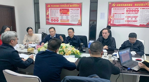 王大真到置業公司現場調研(圖2) 王大真到置業公司現場調研(圖2)