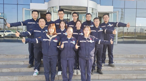 新疆宜化氯堿分廠氯乙烯三班、合成二班榮獲準東開發區安全標準化示范班組稱號(圖1)