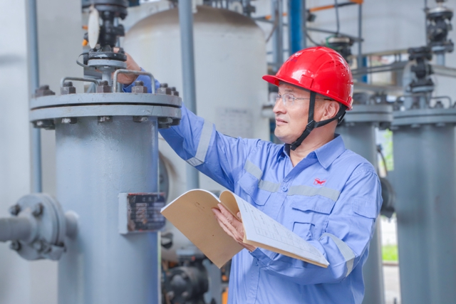 點(diǎn)贊！舒晨獲評敬業(yè)奉獻(xiàn)“宜昌好人”(圖1)