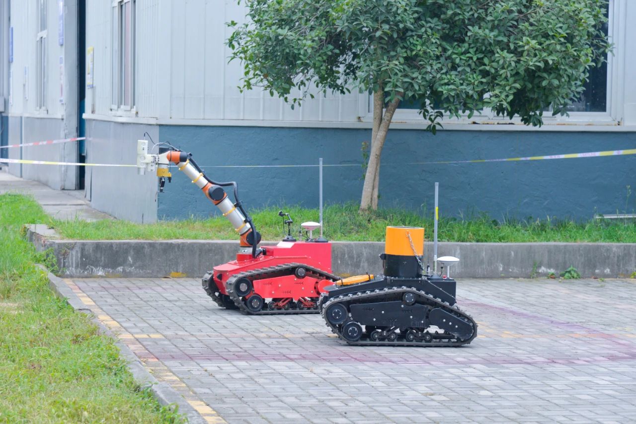 “核”力守護 生態(tài)宜昌 化機公司承辦2023年宜昌市輻射事故應(yīng)急演練(圖7) 7.jpg