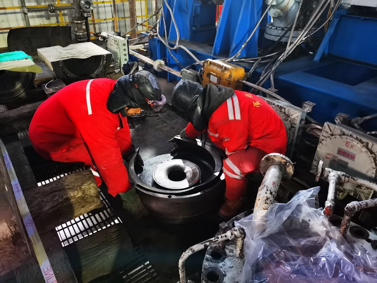 全力以赴戰大修 凝心聚力穩生產(圖3) 全力以赴戰大修 凝心聚力穩生產(圖3)