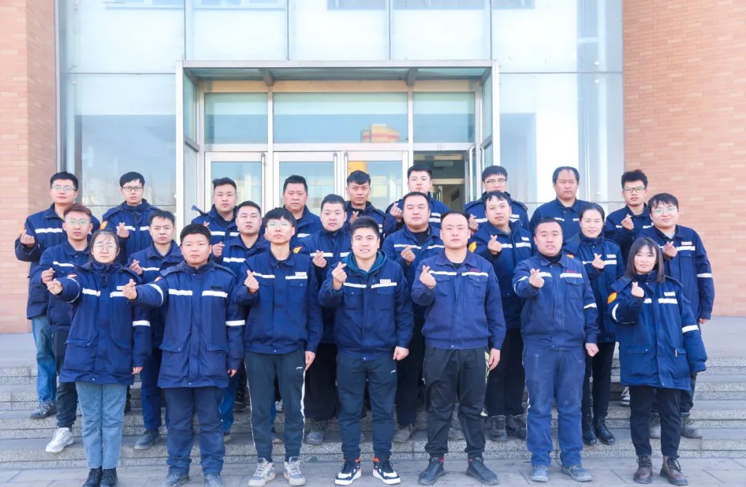 【先進(jìn)班組】聯(lián)化公司合成氨分廠工藝二班:扎實(shí)抓牢崗位安全生產(chǎn)(圖5) 【先進(jìn)班組】聯(lián)化公司合成氨分廠工藝二班:扎實(shí)抓牢崗位安全生產(chǎn)(圖5)