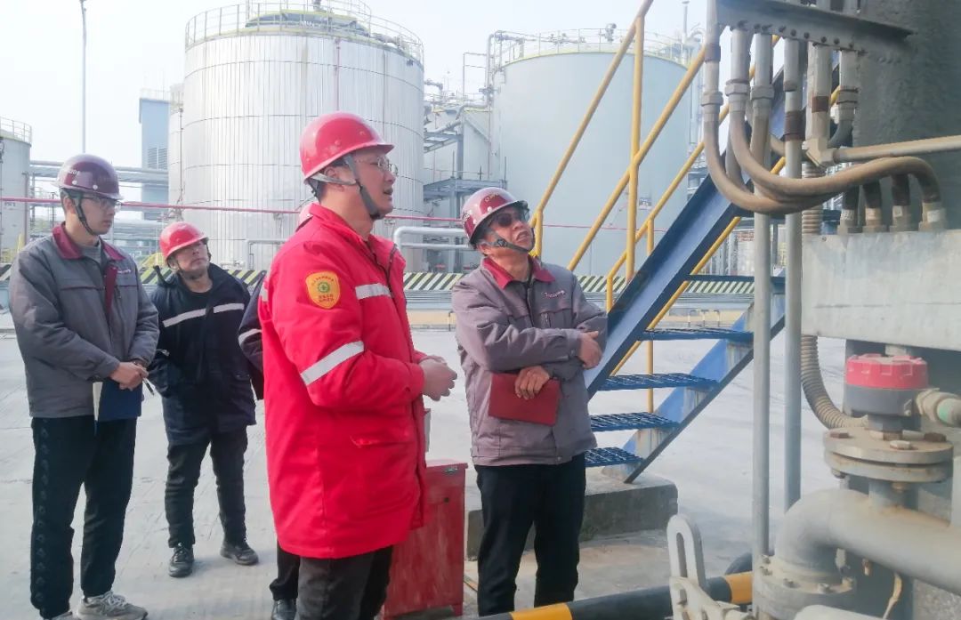 【宜化榜樣】新材料公司楊開春:夯實安全管理基礎,當好企業安全守門員(圖3) 【宜化榜樣】新材料公司楊開春:夯實安全管理基礎,當好企業安全守門員(圖3)