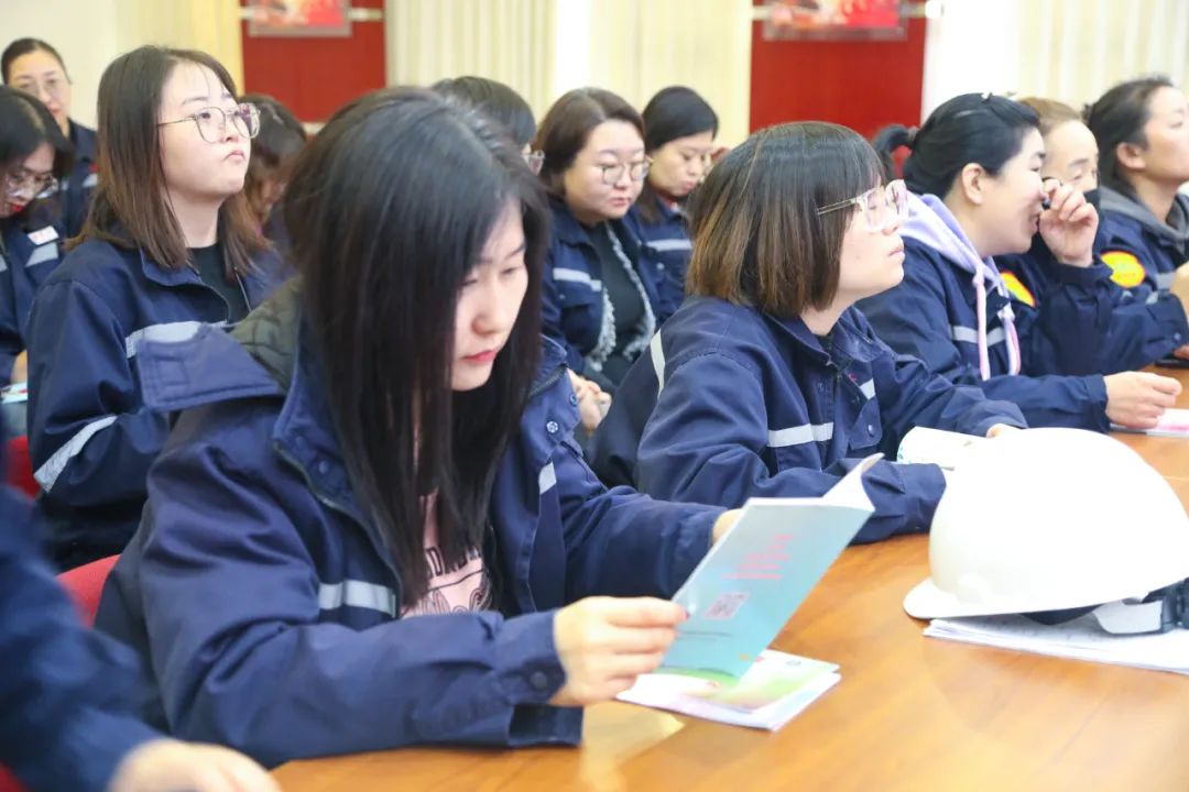 【三八特輯】聯化公司組織女職工開展健康教育講座(圖5) 【三八特輯】聯化公司組織女職工開展健康教育講座(圖5)