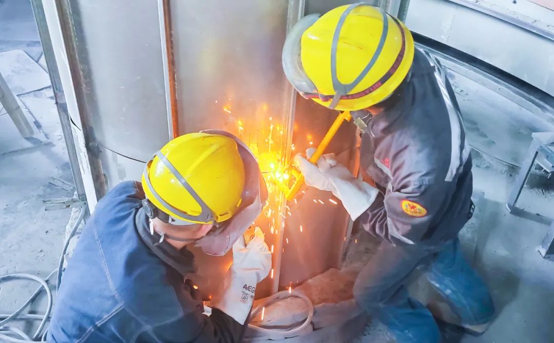 青海宜化電石分廠電極殼班：加強標準化建設，保障電石爐長周期穩定運行(圖5)