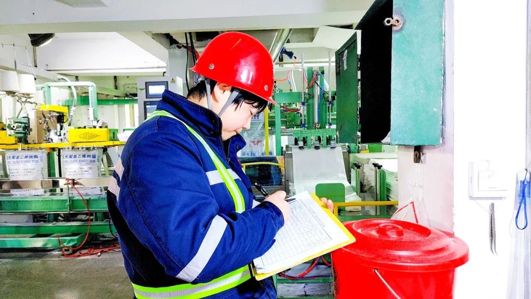 楚星公司：產(chǎn)品研發(fā)步履不停，消光三型樹脂順利下線(圖4)