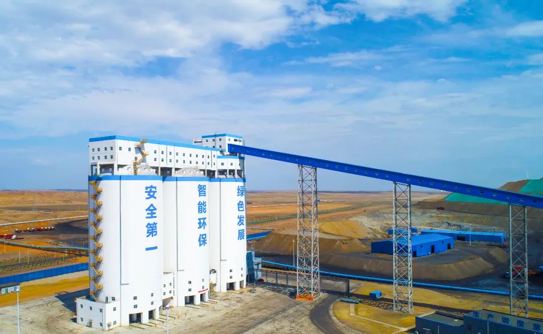 新疆宜化礦業:鉚足干勁奮戰“開門紅”(圖2) 新疆宜化礦業:鉚足干勁奮戰“開門紅”(圖2)