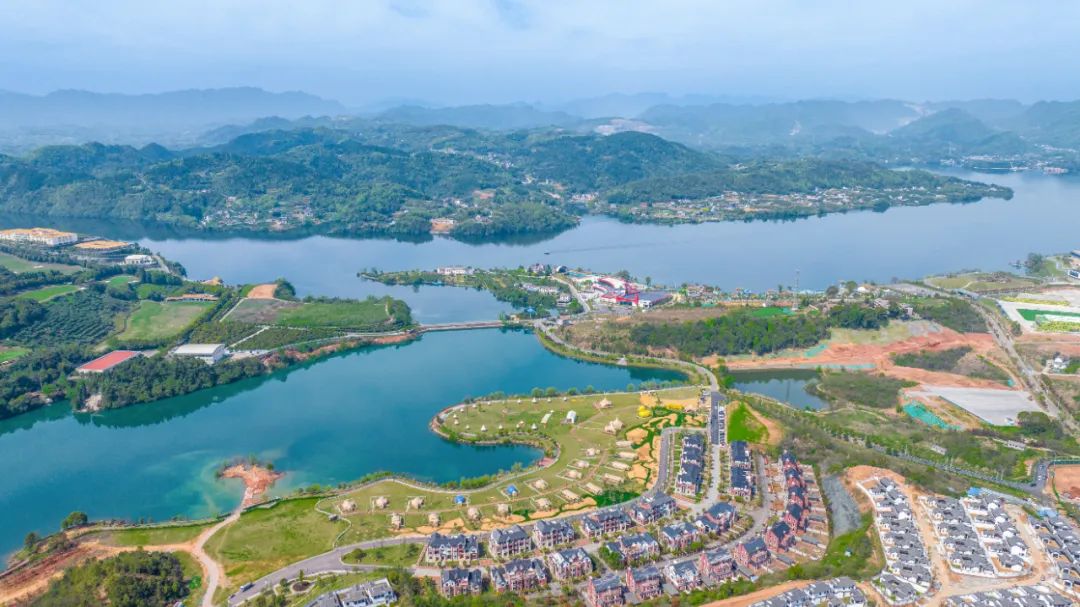 奮進新宜化綻放YOUNG力量!集團團委組織青年大學生開展團建活動(圖4) 奮進新宜化綻放YOUNG力量!集團團委組織青年大學生開展團建活動(圖4)