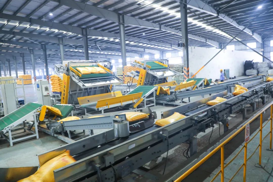 松滋肥業:智能化讓化工生產更有“科技范兒”(圖4) 松滋肥業:智能化讓化工生產更有“科技范兒”(圖4)