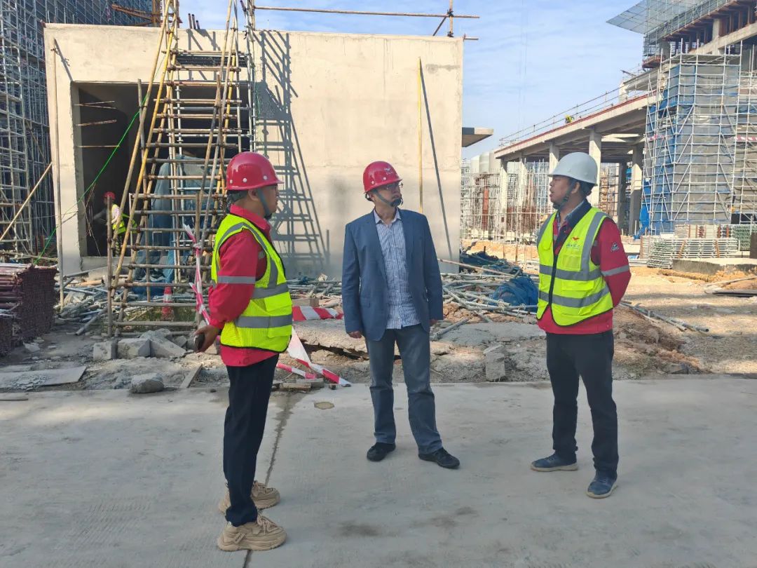 化機公司黨委書記、董事長、總經理楊中澤到項目現場檢查工作(圖2)