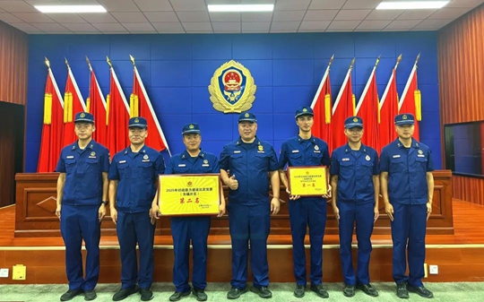 新疆宜化代表隊在自治區消防比武競賽中勇奪佳績(圖1)