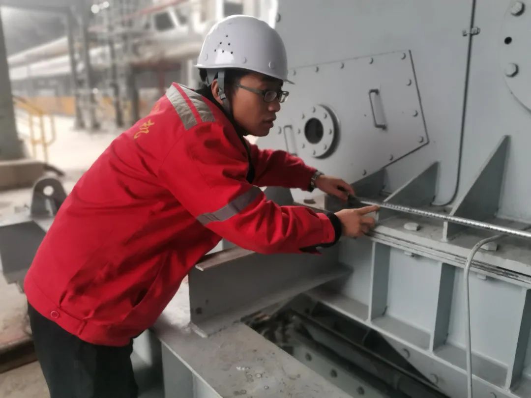 【生產技術標兵】預決算部秦偉民:忠于職守勤鉆研 愛崗敬業勇擔責(圖3) 圖片