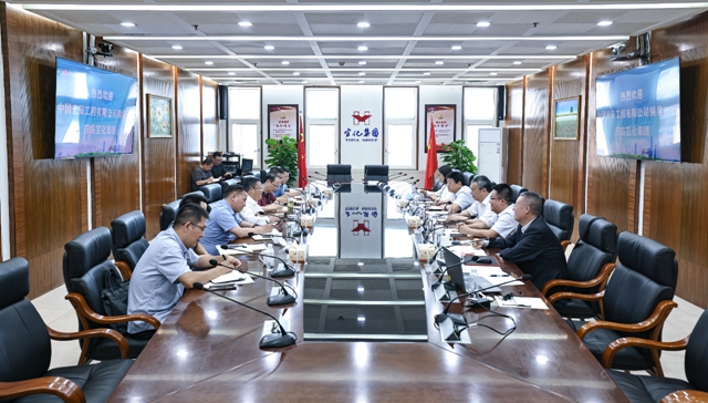 中國天辰董事長焦在月、總經理梁軍湘一行到訪宜化集團