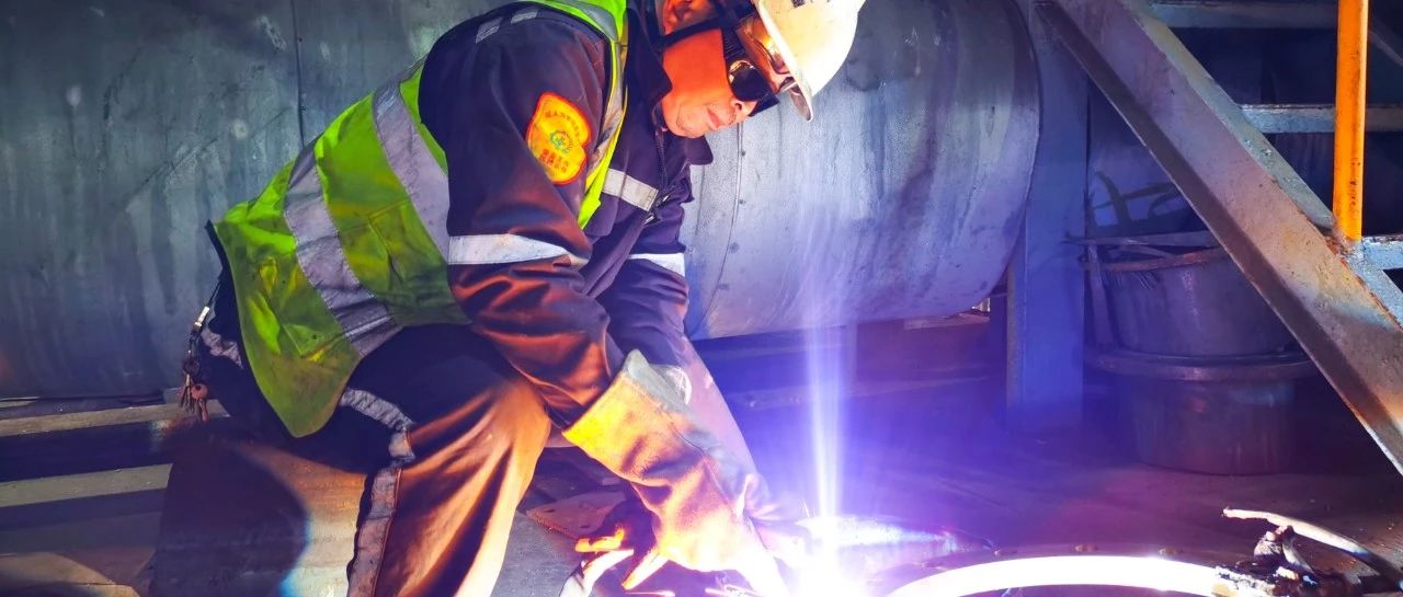 新疆宜化：直擊大修一線，看他們奮戰的身影